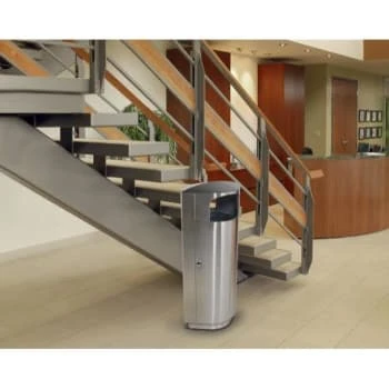 Commercial Zone Products Leafview® 20 Gallon Stainless Steel Trash Can 5 Commercial Zone Products Leafview® 20 Gallon Stainless Steel Trash Can - Image 3