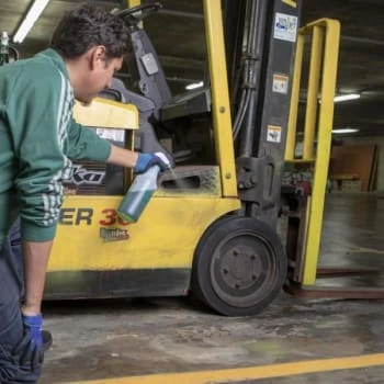 Simple Green® 5 Gallon All-Purpose Cleaner And Degreaser 4 Simple Green® 5 Gallon All-Purpose Cleaner And Degreaser - Image 2