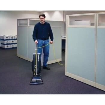 Clarke Reliavac 12 Upright Vacuum 03002a 8 Clarke Reliavac 12 Upright Vacuum 03002a - Image 6